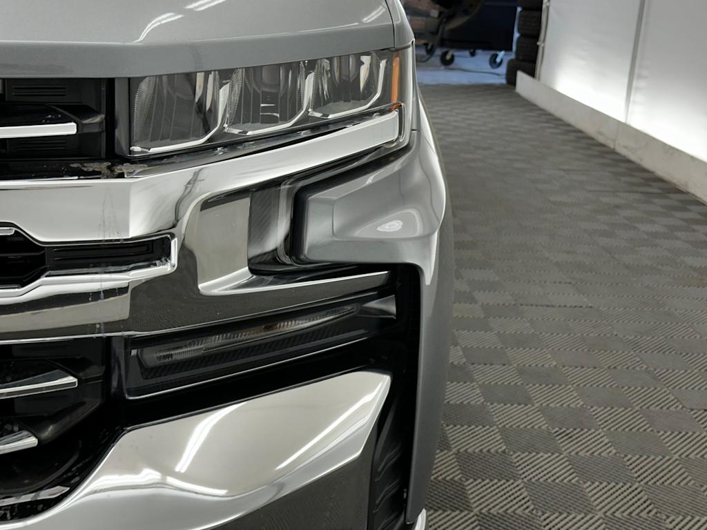 Thumbnail: 2020 Chevrolet Silverado 1500 - 23