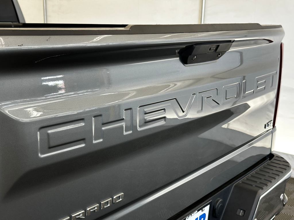 Thumbnail: 2020 Chevrolet Silverado 1500 - 24
