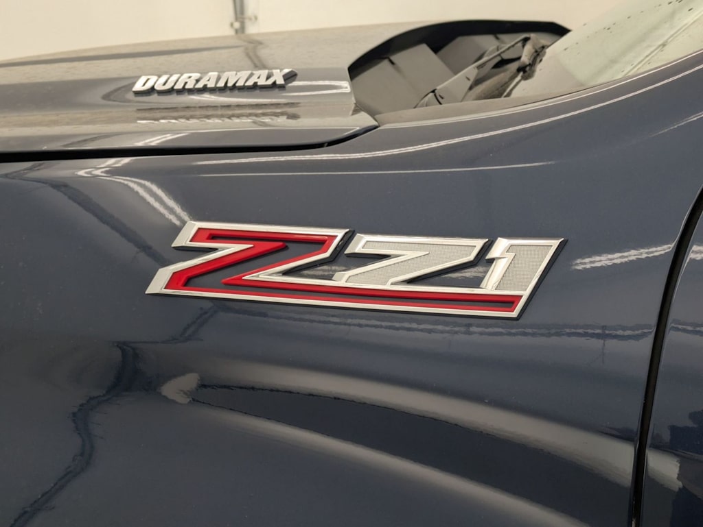 Thumbnail: 2020 Chevrolet Silverado 1500 - 23