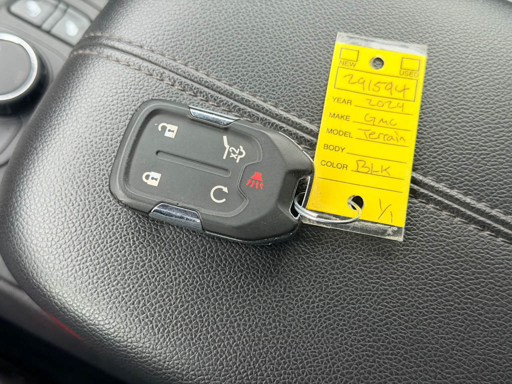 Thumbnail: 2024 GMC Terrain - 18