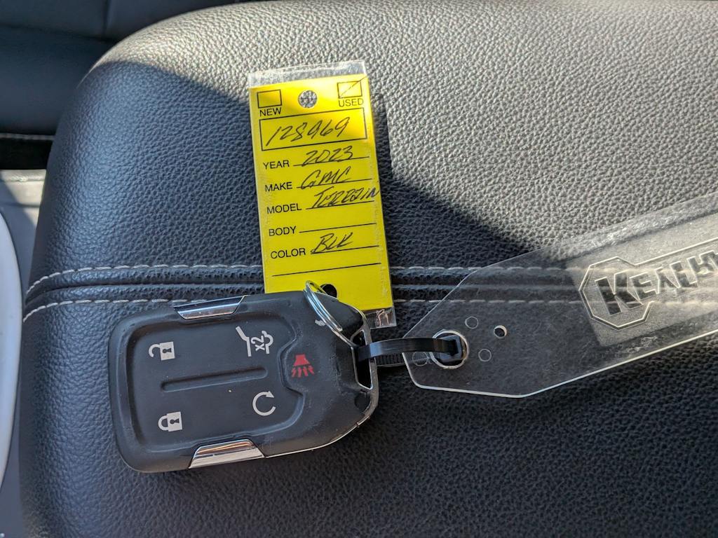 Thumbnail: 2023 GMC Terrain - 18