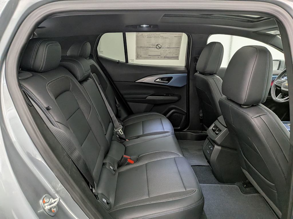 Thumbnail: 2026 Chevrolet Equinox - 28