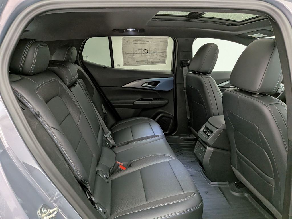 Thumbnail: 2026 Chevrolet Equinox - 28