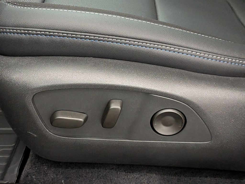 Thumbnail: 2026 Chevrolet Equinox - 25