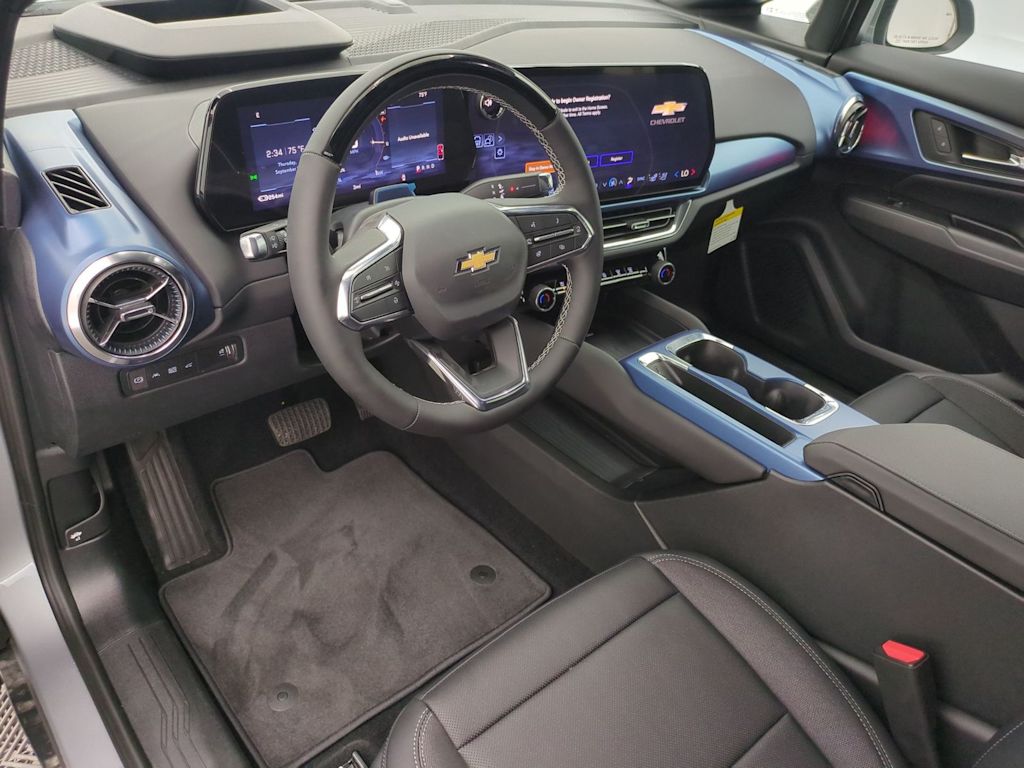 Thumbnail: 2026 Chevrolet Equinox - 2