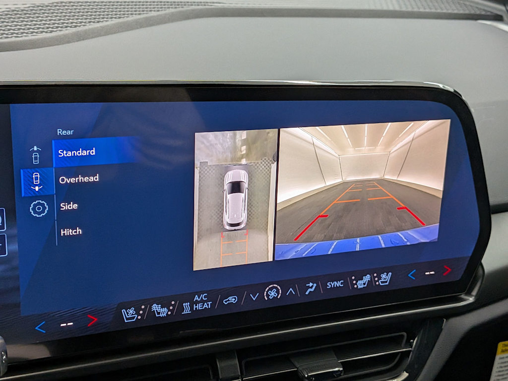 Thumbnail: 2026 Chevrolet Equinox - 32