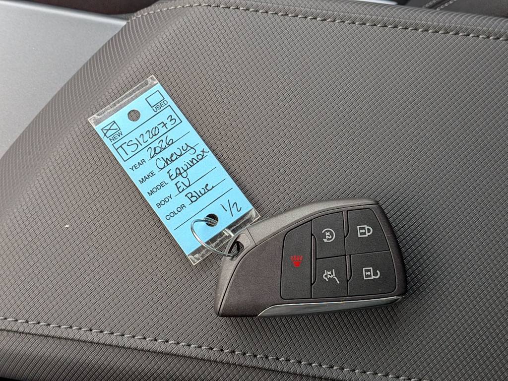 Thumbnail: 2026 Chevrolet Equinox - 35