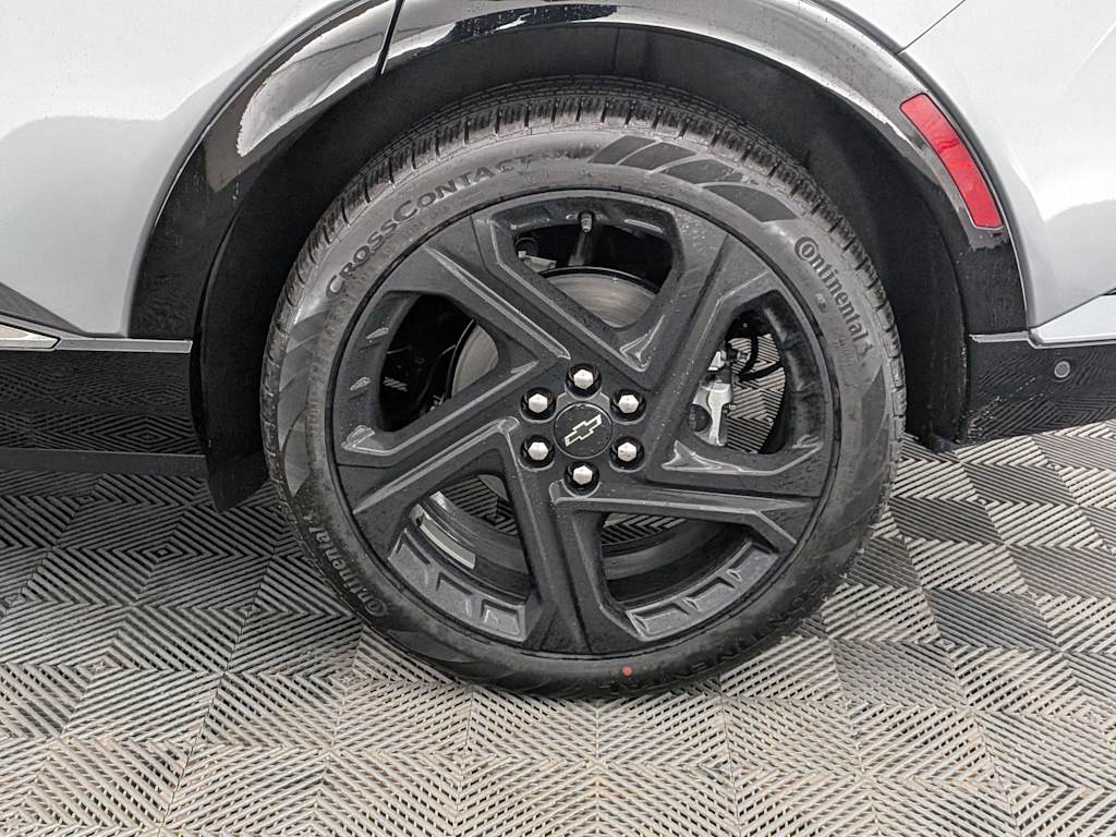 Thumbnail: 2026 Chevrolet Equinox - 8