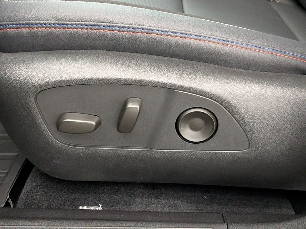 Thumbnail: 2026 Chevrolet Equinox - 27