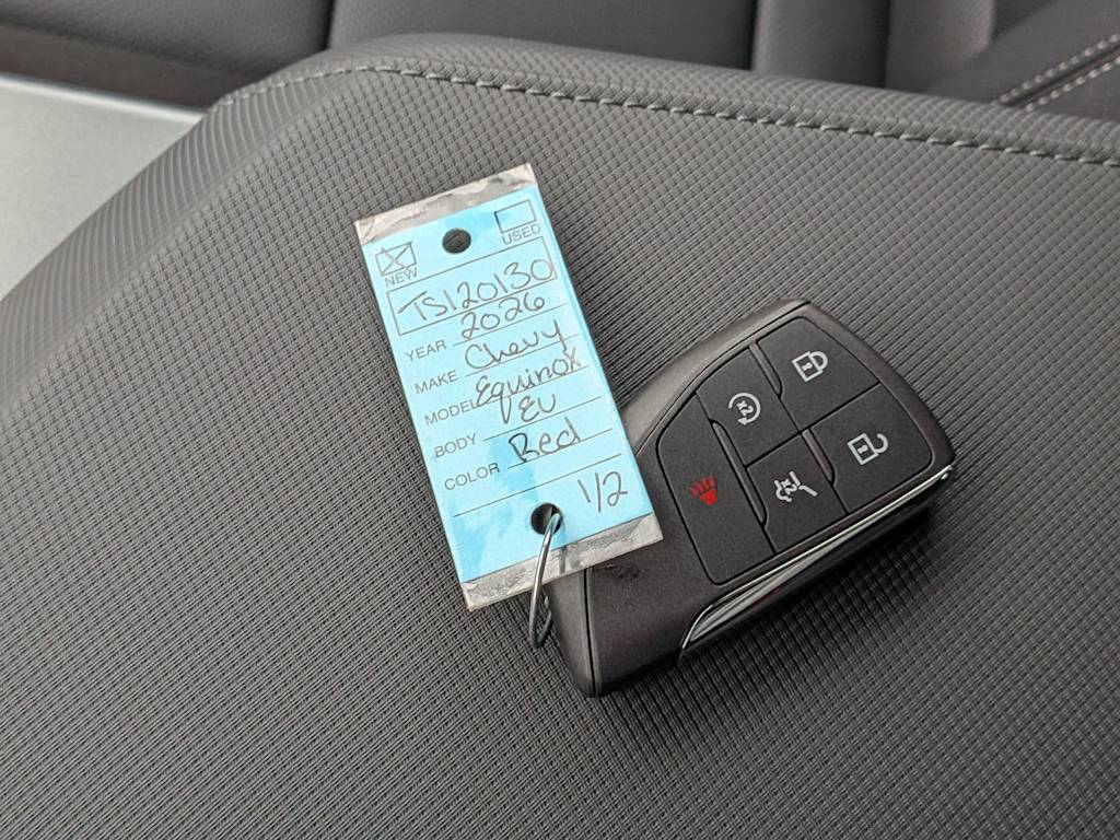 Thumbnail: 2026 Chevrolet Equinox - 17