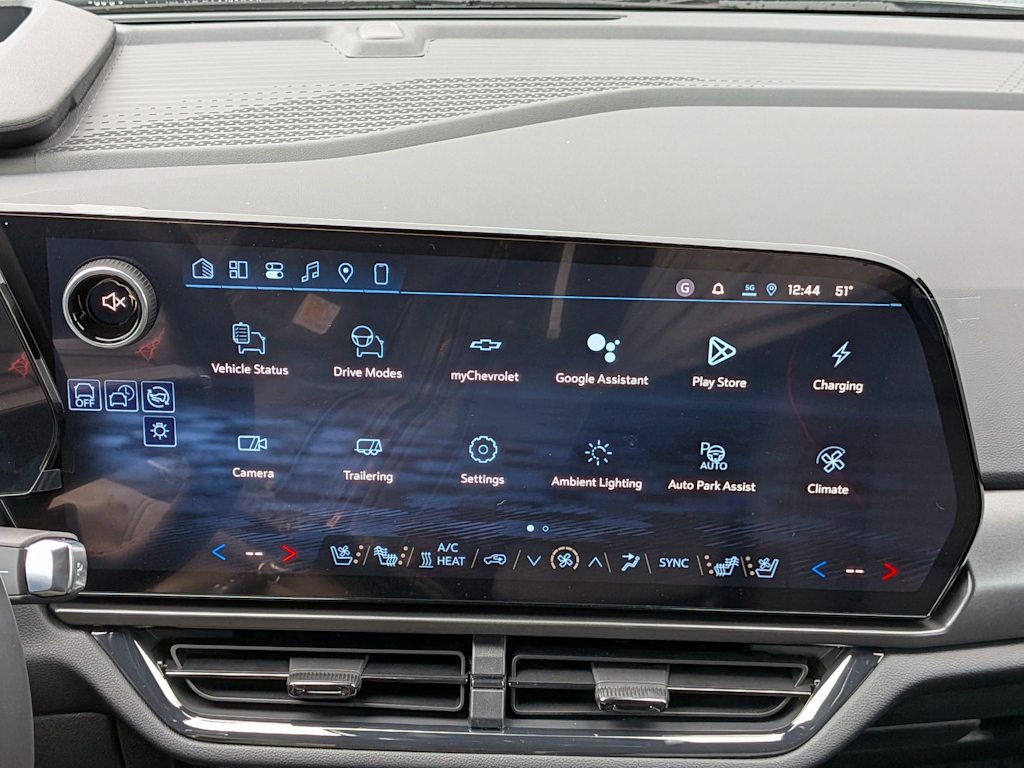 Thumbnail: 2026 Chevrolet Equinox - 14