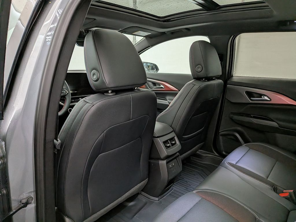 Thumbnail: 2026 Chevrolet Equinox - 12