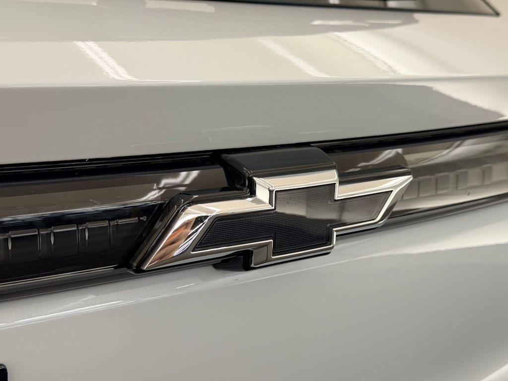 Thumbnail: 2026 Chevrolet Equinox - 25