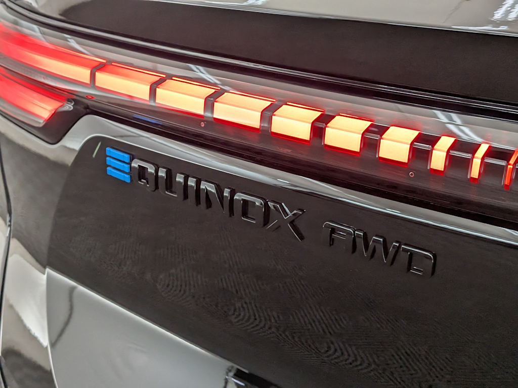 Thumbnail: 2026 Chevrolet Equinox - 23