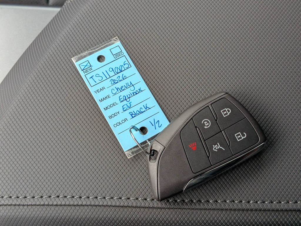 Thumbnail: 2026 Chevrolet Equinox - 16