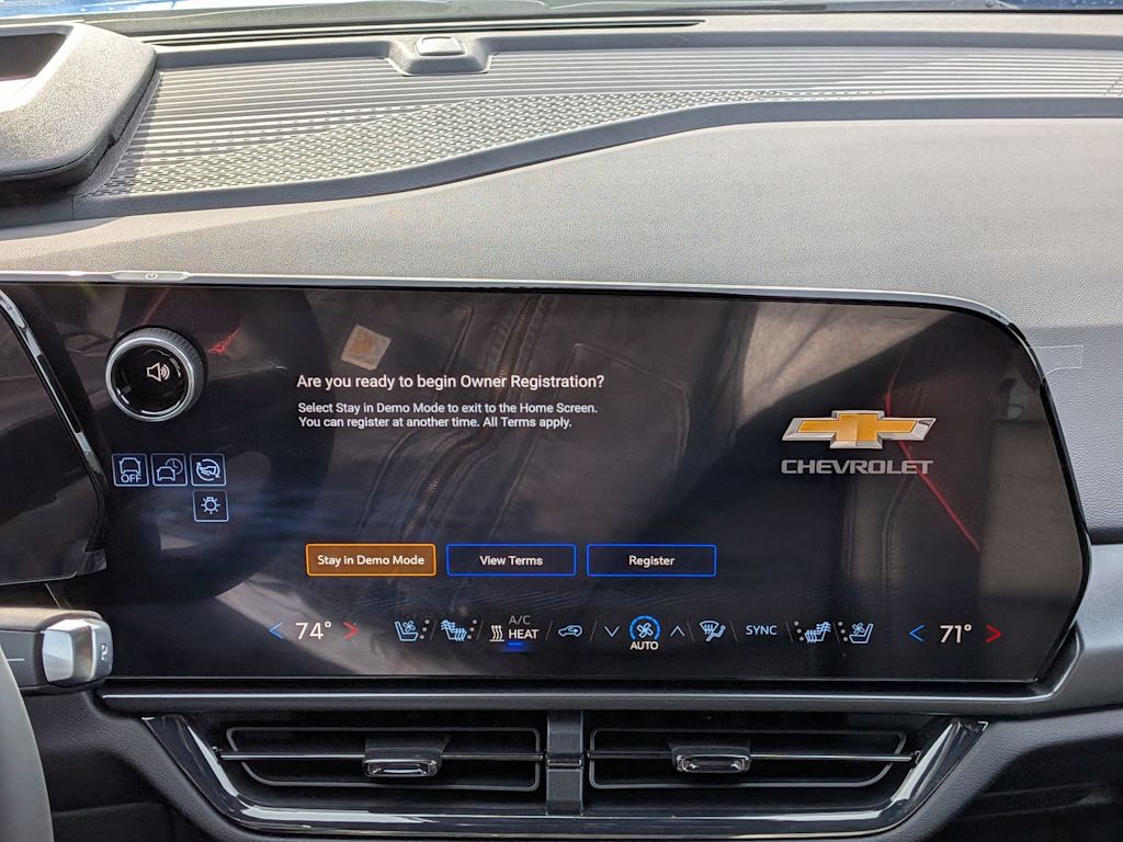 Thumbnail: 2026 Chevrolet Equinox - 14