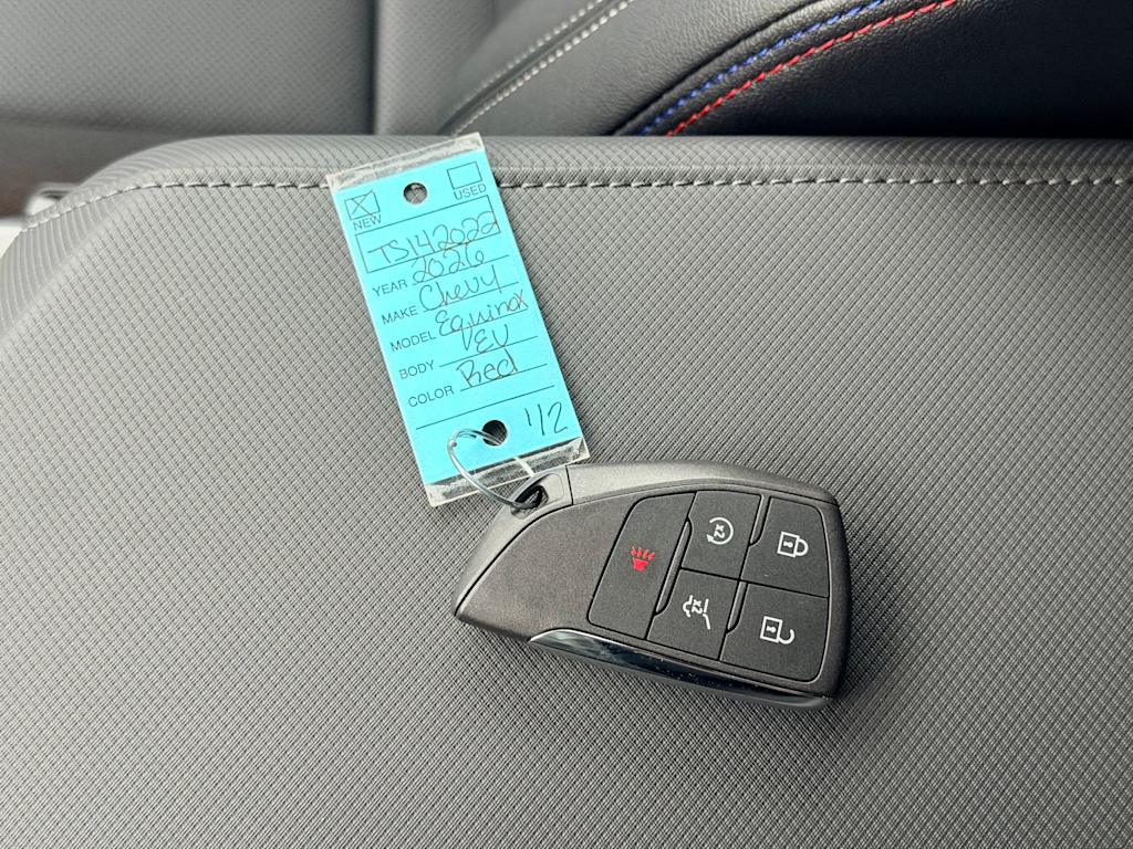 Thumbnail: 2026 Chevrolet Equinox - 17