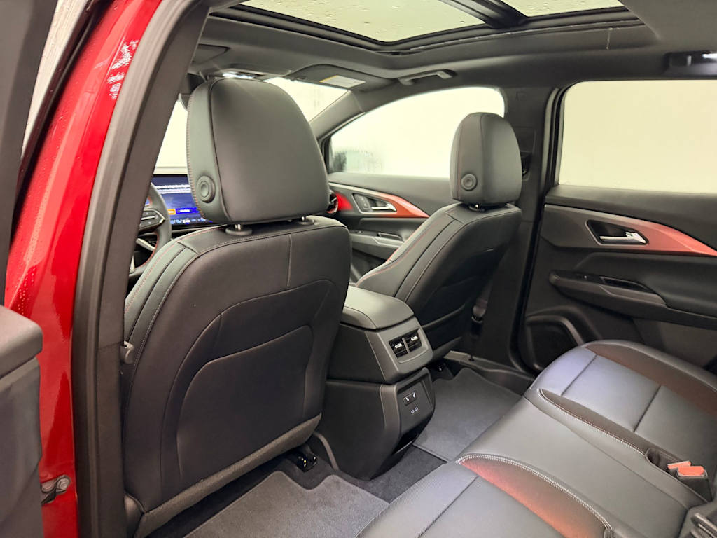 Thumbnail: 2026 Chevrolet Equinox - 12