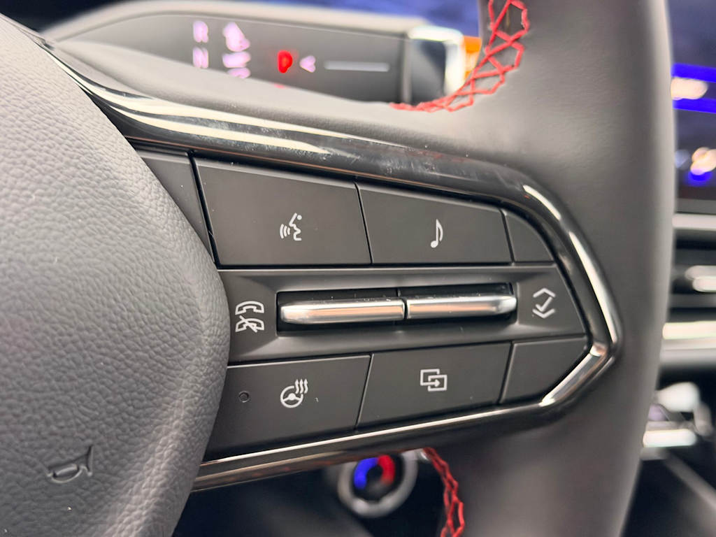 Thumbnail: 2026 Chevrolet Equinox - 30