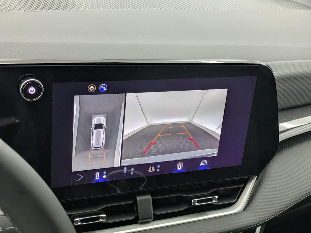 Thumbnail: 2026 Chevrolet Equinox - 31