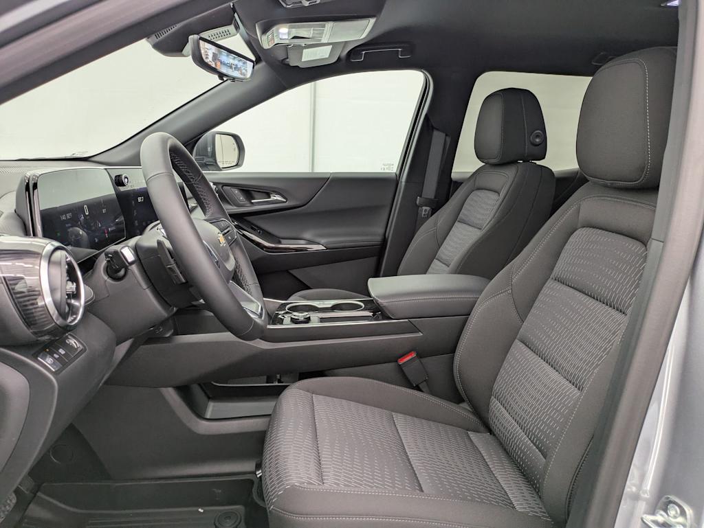 Thumbnail: 2026 Chevrolet Equinox - 10