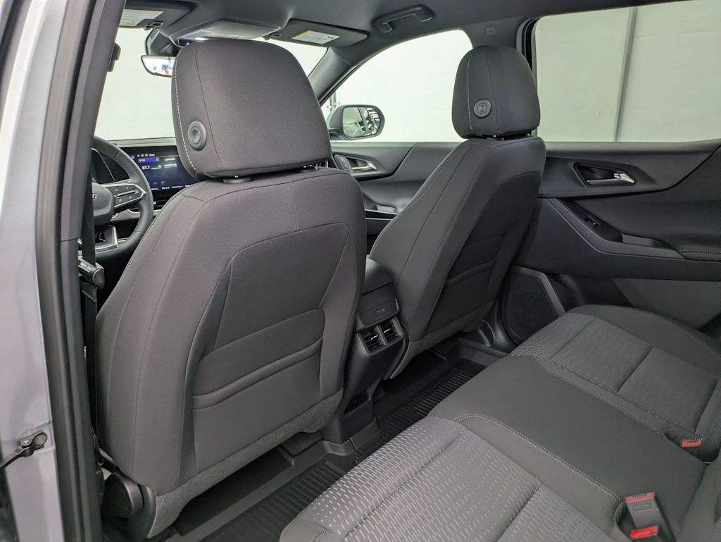 Thumbnail: 2026 Chevrolet Equinox - 12