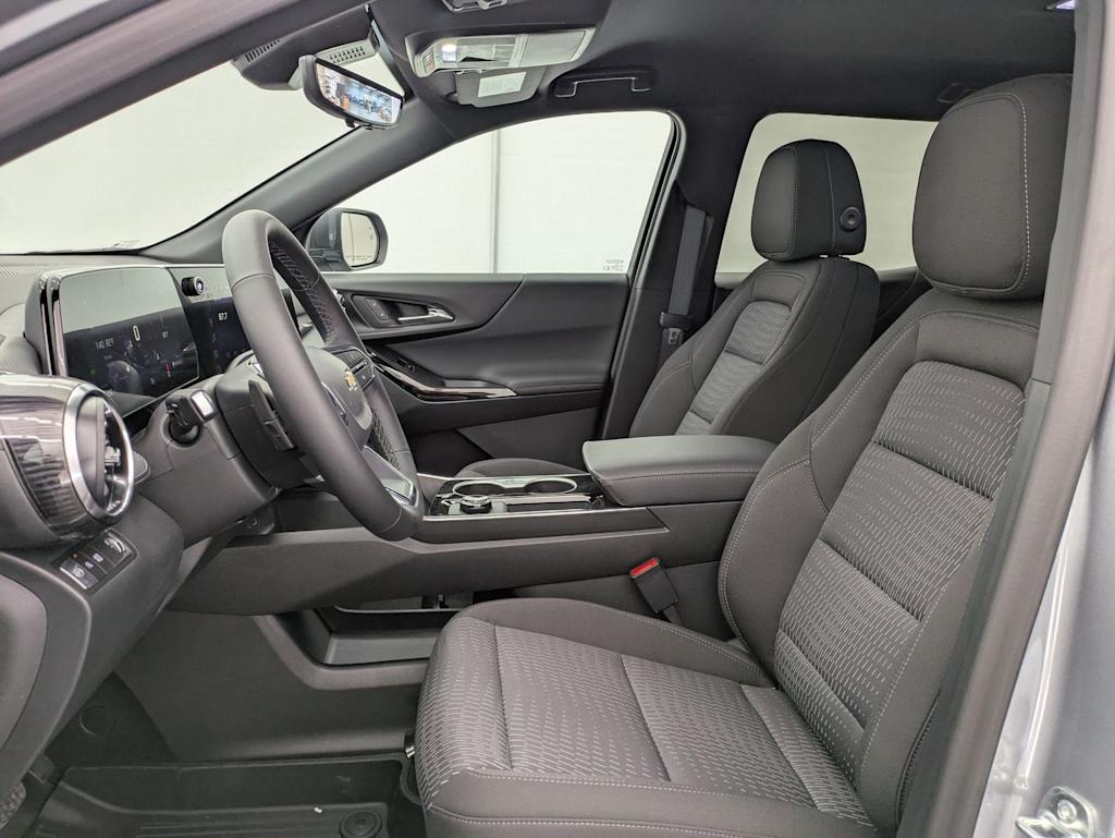 Thumbnail: 2026 Chevrolet Equinox - 10