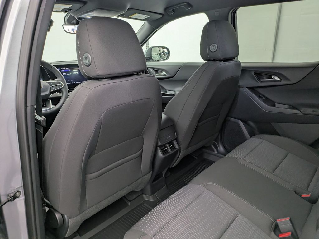 Thumbnail: 2026 Chevrolet Equinox - 12