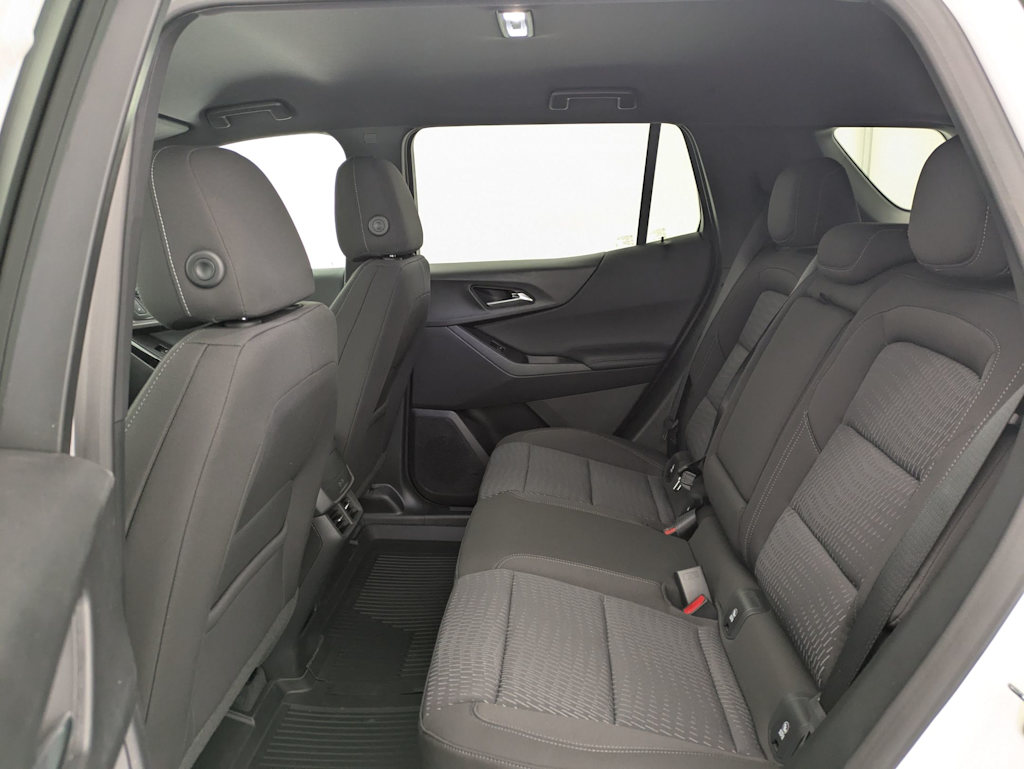 Thumbnail: 2026 Chevrolet Equinox - 26
