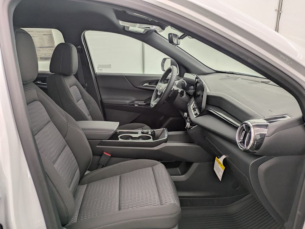 Thumbnail: 2026 Chevrolet Equinox - 11