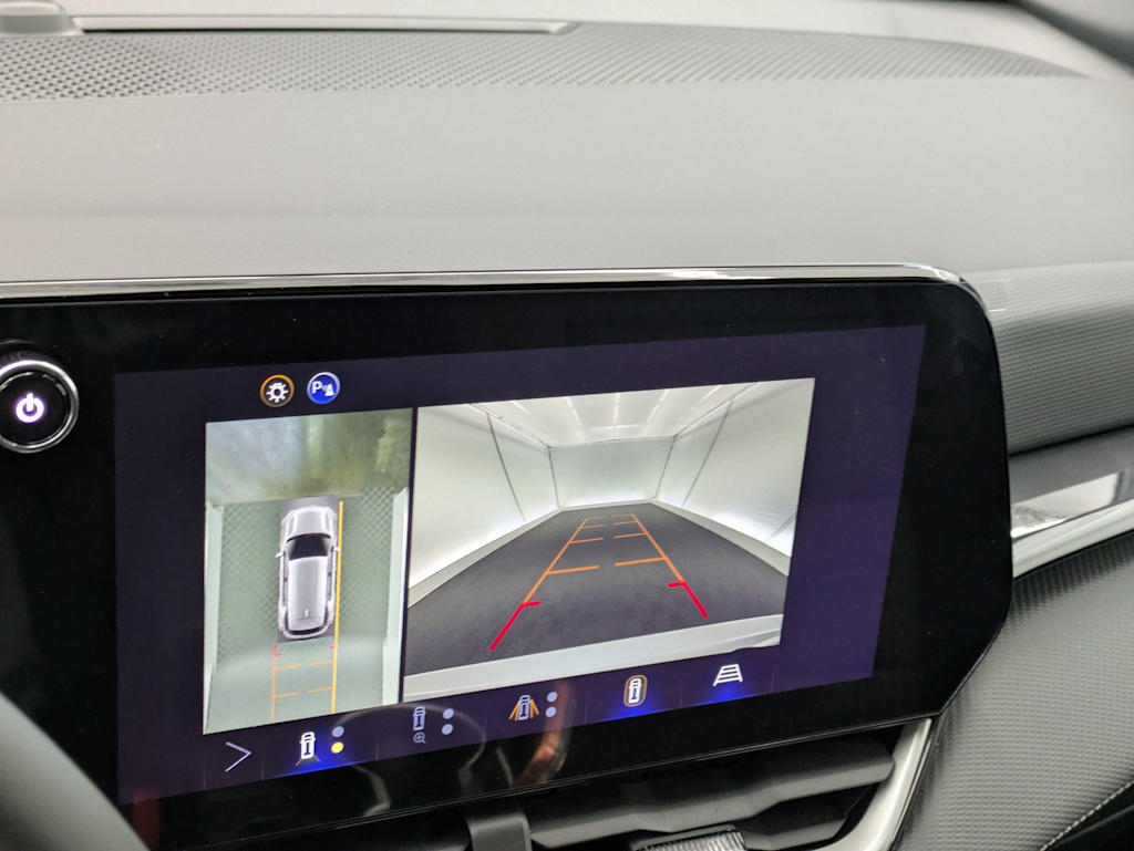 Thumbnail: 2026 Chevrolet Equinox - 31