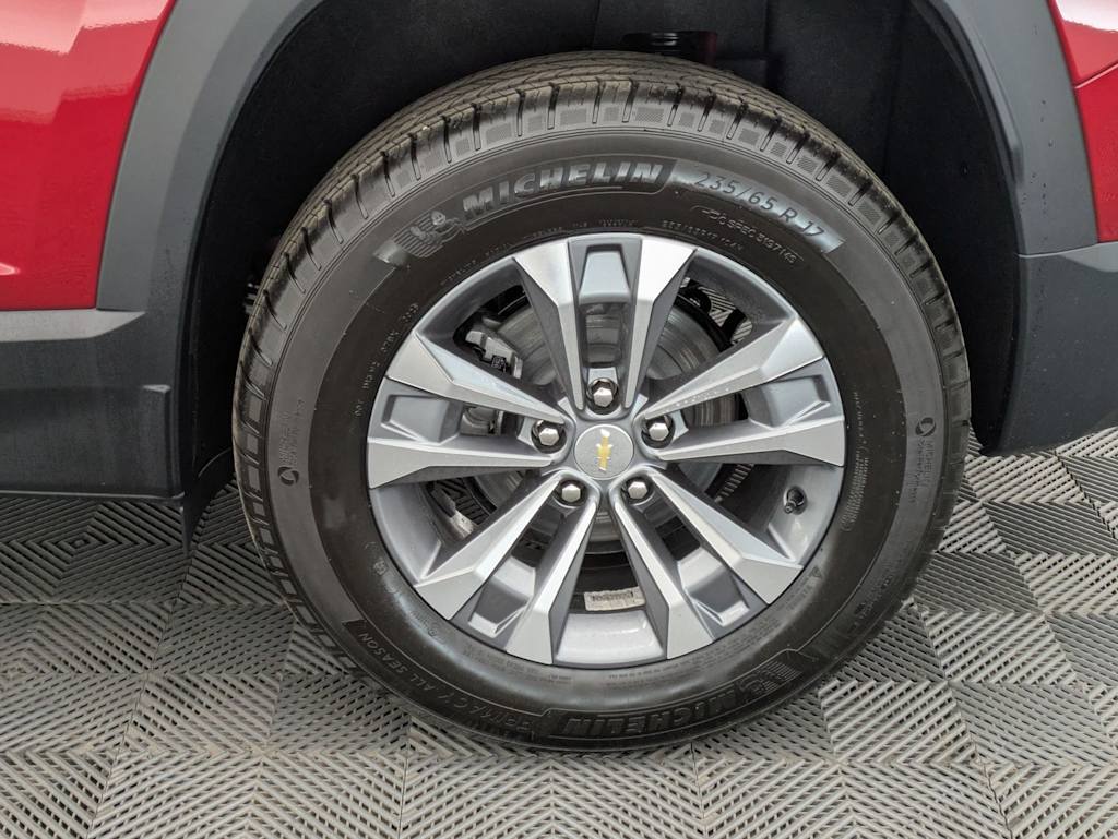 Thumbnail: 2026 Chevrolet Equinox - 8