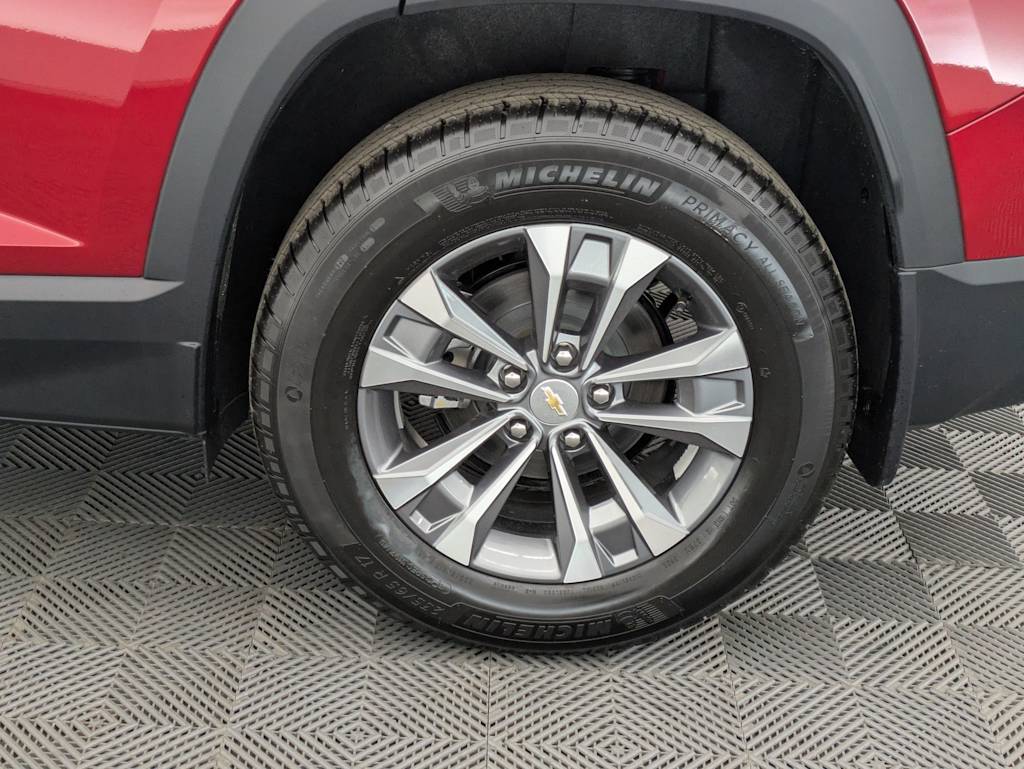 Thumbnail: 2026 Chevrolet Equinox - 8