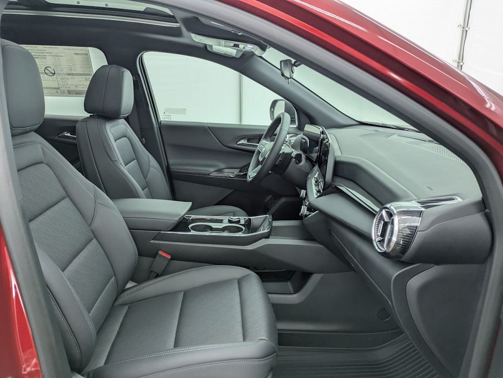 Thumbnail: 2026 Chevrolet Equinox - 12