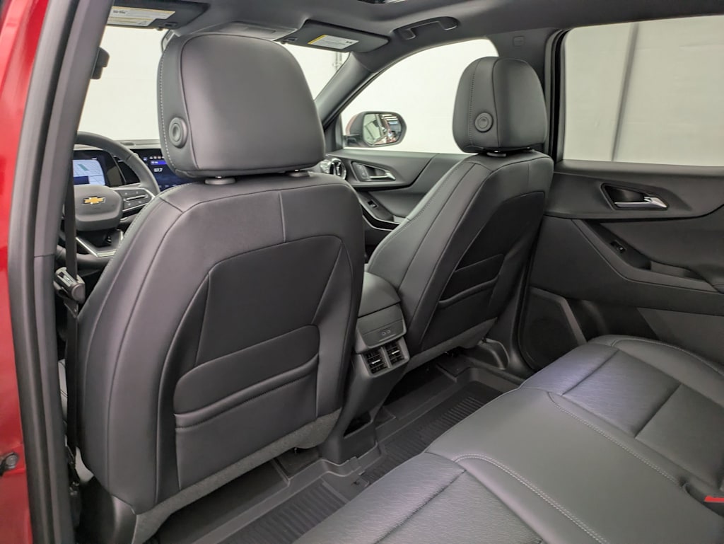 Thumbnail: 2026 Chevrolet Equinox - 13