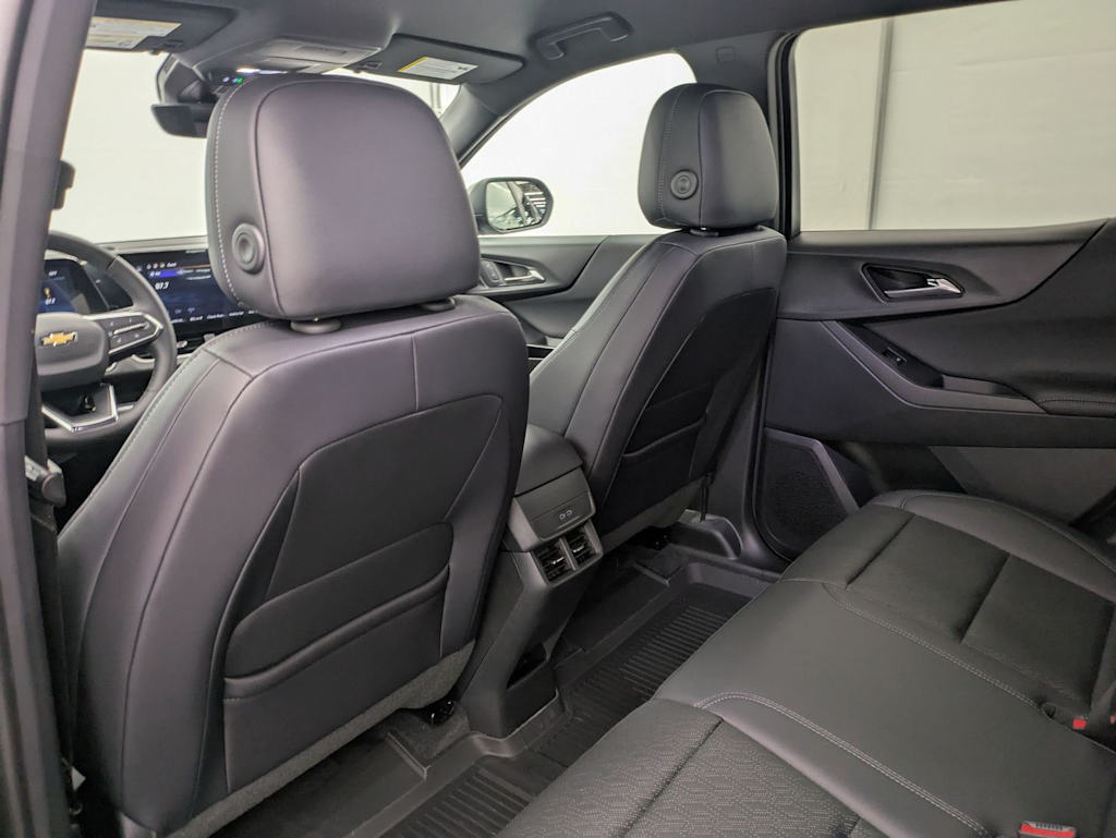 Thumbnail: 2026 Chevrolet Equinox - 12