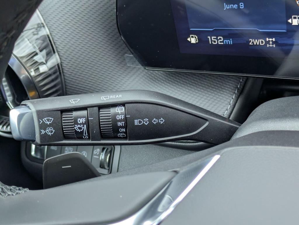 Thumbnail: 2026 Chevrolet Equinox - 30