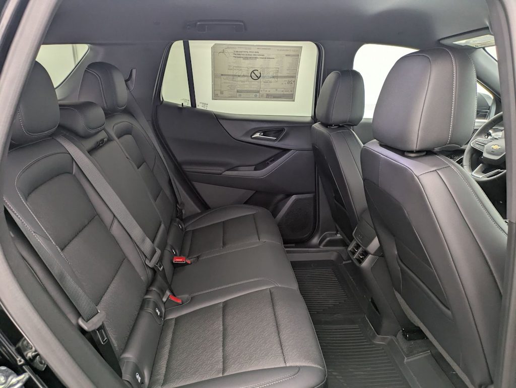 Thumbnail: 2026 Chevrolet Equinox - 27