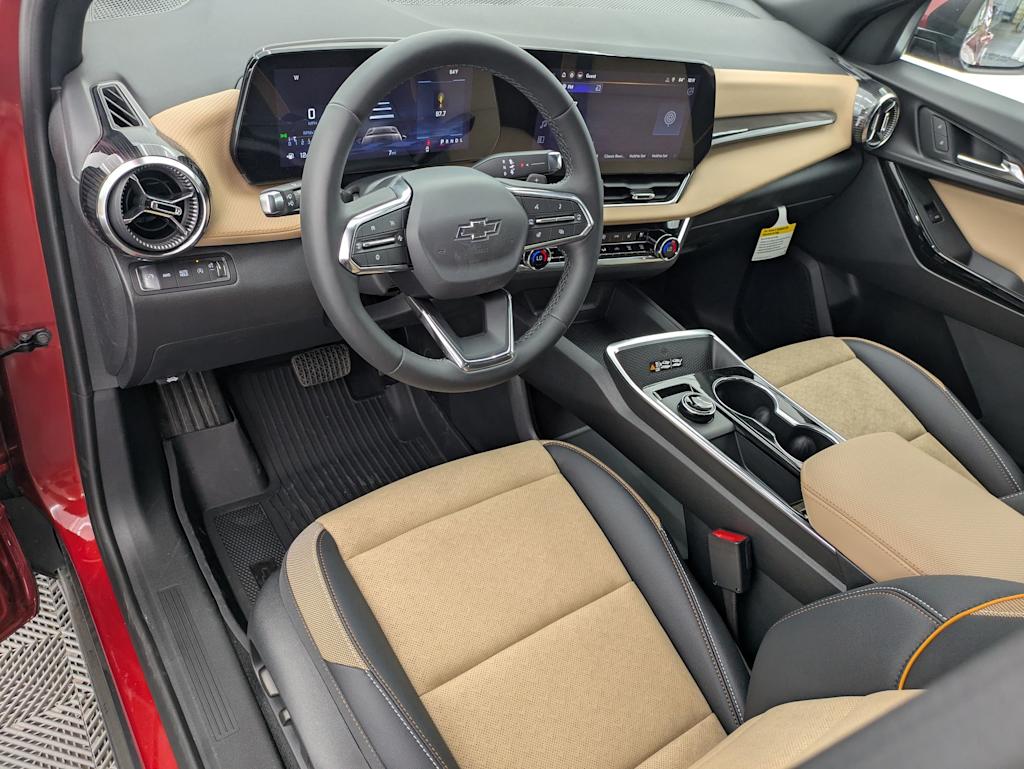 Thumbnail: 2026 Chevrolet Equinox - 2