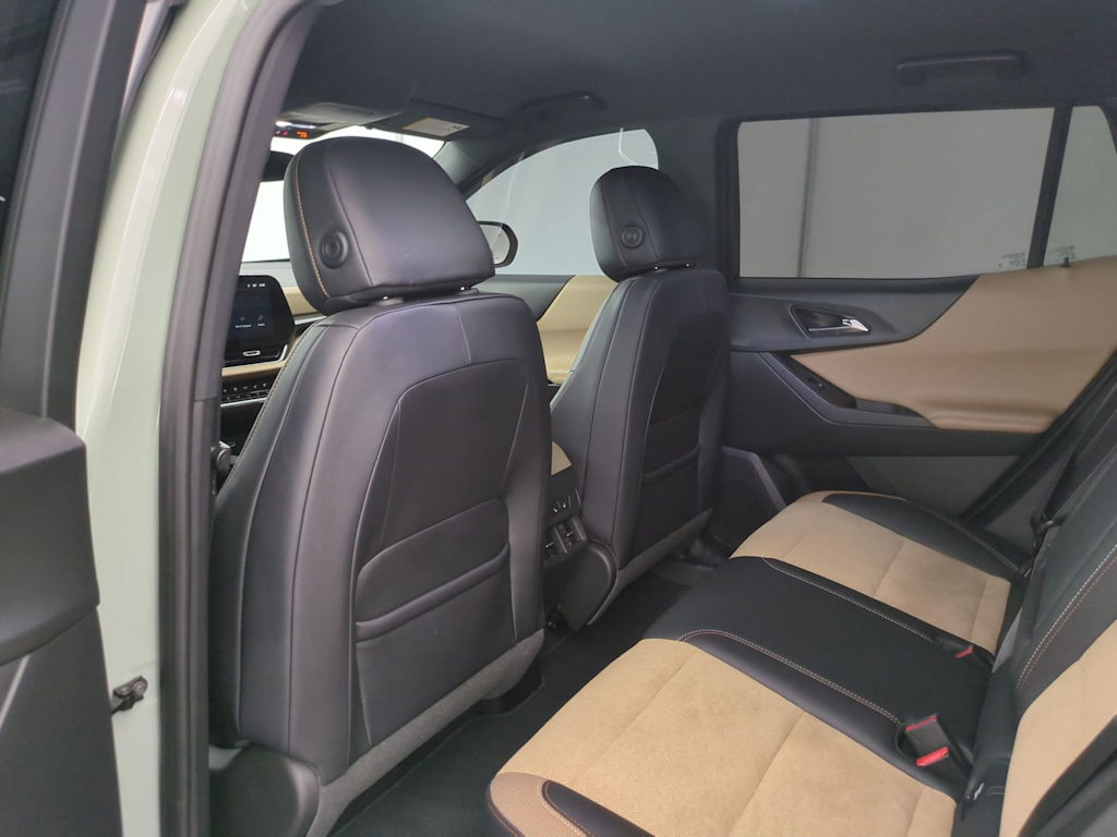 Thumbnail: 2026 Chevrolet Equinox - 13