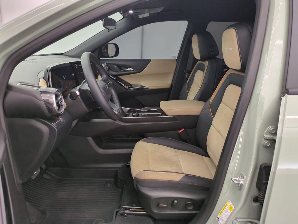 Thumbnail: 2026 Chevrolet Equinox - 11