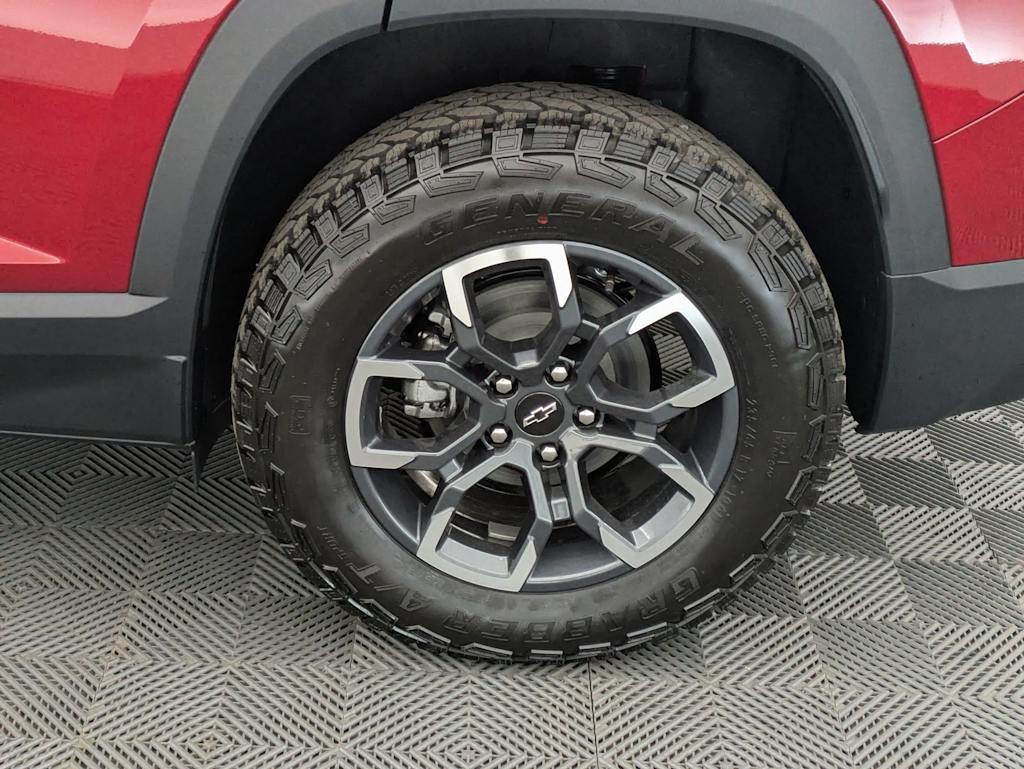Thumbnail: 2026 Chevrolet Equinox - 8