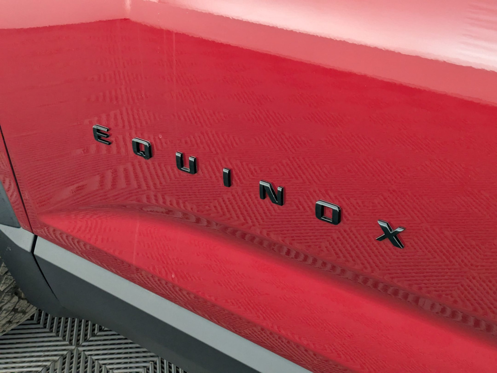 Thumbnail: 2026 Chevrolet Equinox - 26