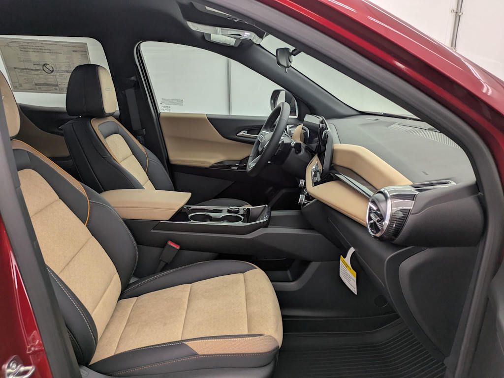 Thumbnail: 2026 Chevrolet Equinox - 11