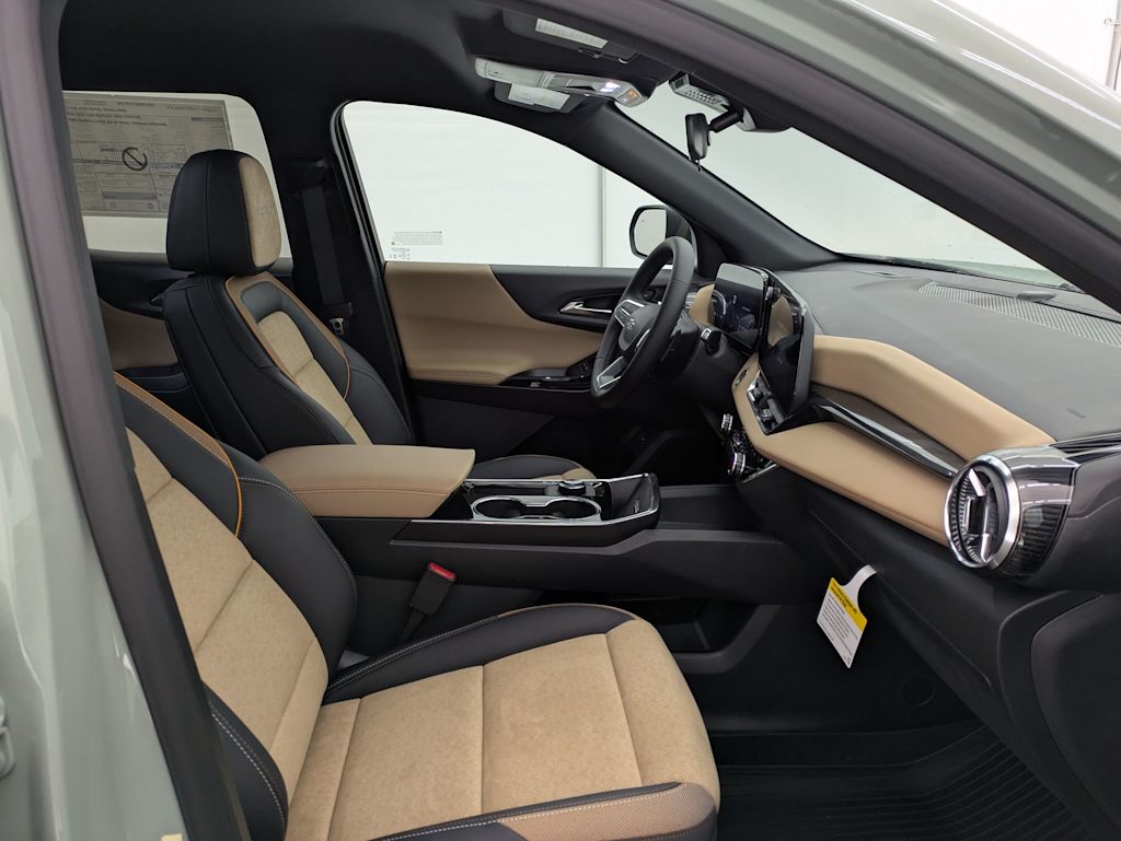 Thumbnail: 2026 Chevrolet Equinox - 12