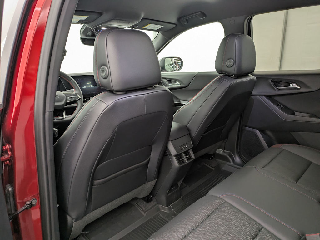 Thumbnail: 2026 Chevrolet Equinox - 12