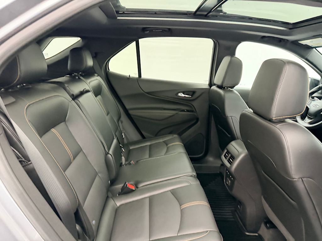 Thumbnail: 2024 Chevrolet Equinox - 30