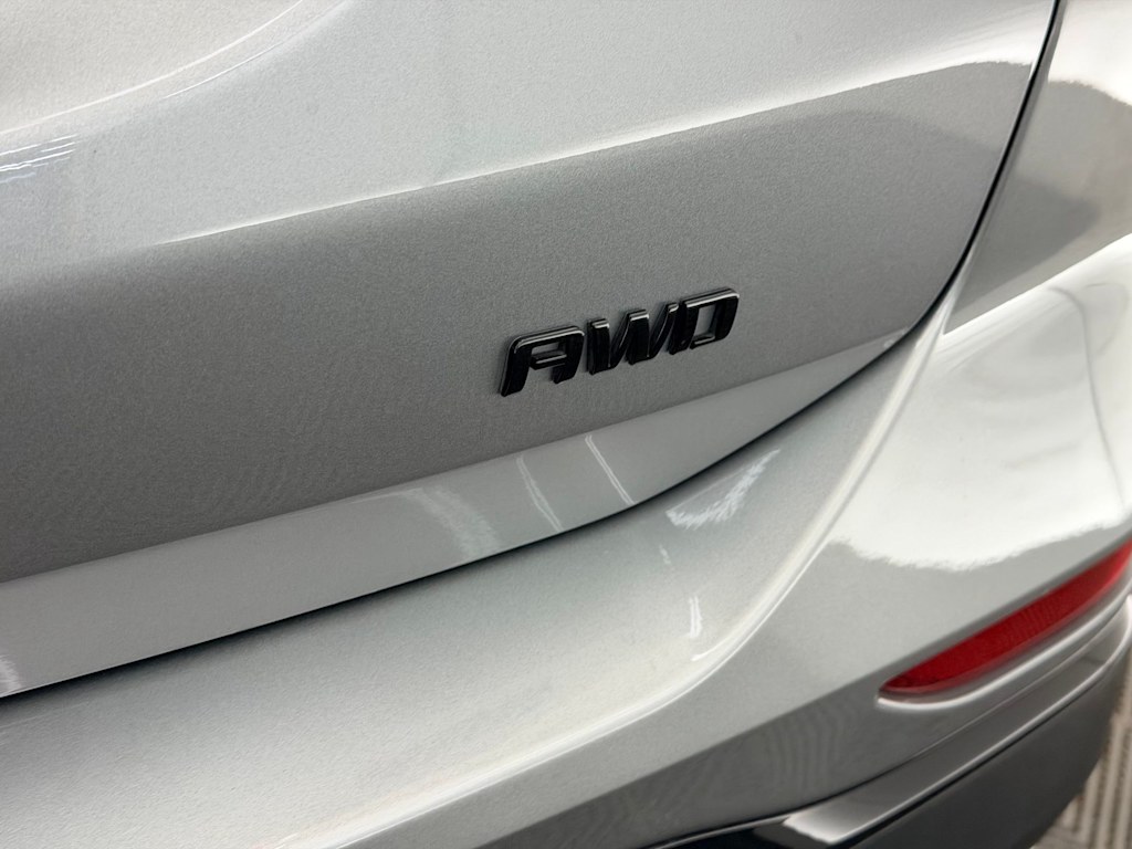 Thumbnail: 2024 Chevrolet Equinox - 26