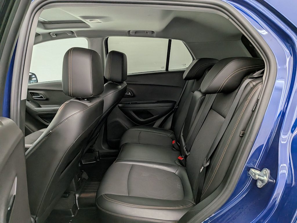 Thumbnail: 2017 Chevrolet Trax - 26