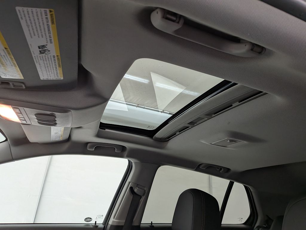 Thumbnail: 2017 Chevrolet Trax - 25